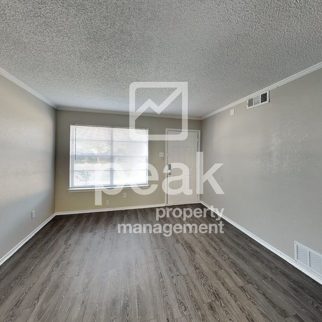 Building Photo - $1699! 3Bed/1 1/2 Bath Home for rent in Ar...