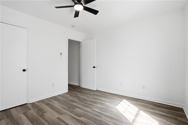 Building Photo - 858 Ohara Dr