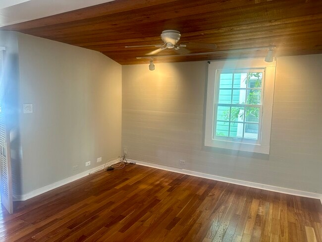 Building Photo - 506 Grinnell St