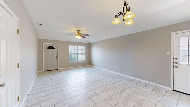 Building Photo - AMAZING DUPLEX FOR RENT CLOSE TO FORT HOOD!