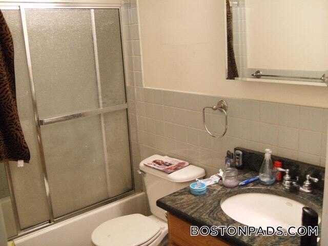 Building Photo - 90 Westland Ave