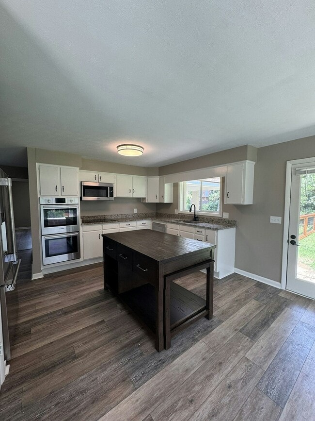 Building Photo - 5979 St Leonards Dr