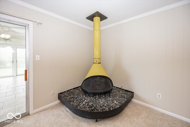 Building Photo - 130 Carmel View Dr