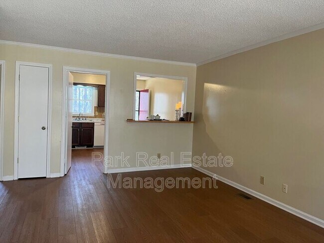 Building Photo - 293 Cedar Terrace Rd