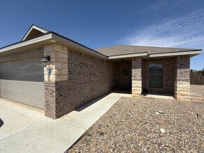 Building Photo - 1315 Yellow Rose Ct
