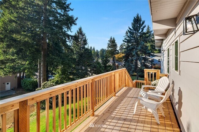 Building Photo - Stylish Mid-Century Modern Retreat | 3BR, ...