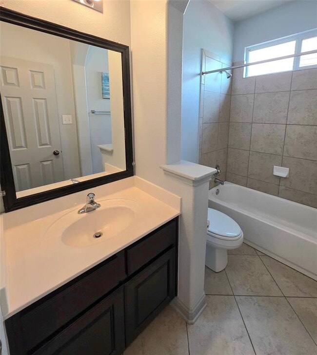 Building Photo - 333 Spanish Mustang Dr