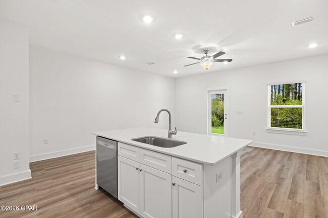 Building Photo - 188 Ellery Ln