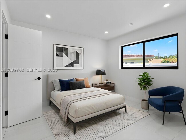 Building Photo - 421 S 56th Terrace
