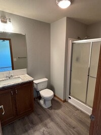 Building Photo - Newly Updated Townhome in Ogden!