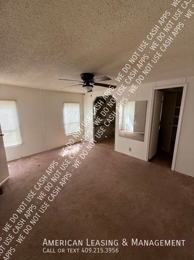 Building Photo - 108 Hornet Ln