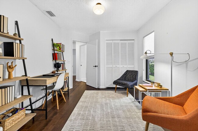 Building Photo - 14506 Clifty Ct