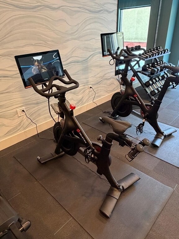 Building Photo - 1025 Massachusetts Ave