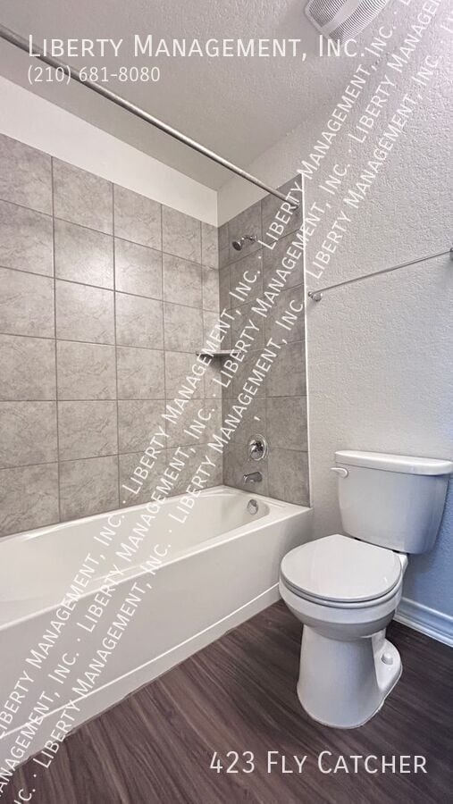 Building Photo - 423 Fly Catcher