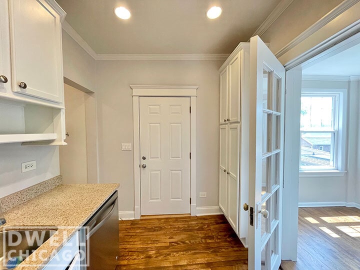 Building Photo - 3818 N Kenneth Ave