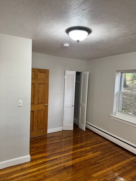 Building Photo - 77 Chiswick Rd