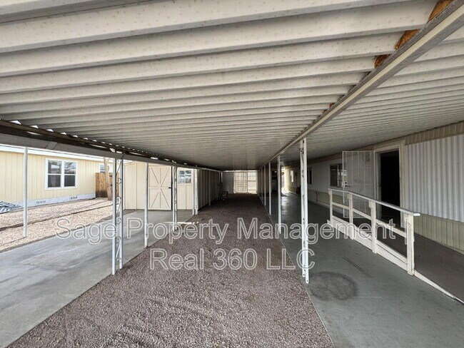 Building Photo - 7635 E Golf Ave