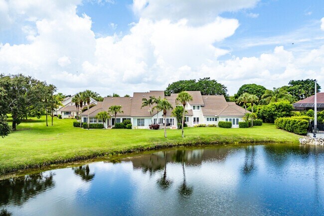 Building Photo - 2584 Muirfield Ct
