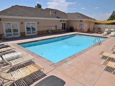 Building Photo - 1068 Canyon Meadow Dr