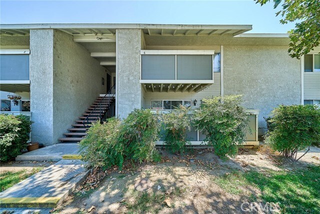 Building Photo - 26200 W Redlands Blvd