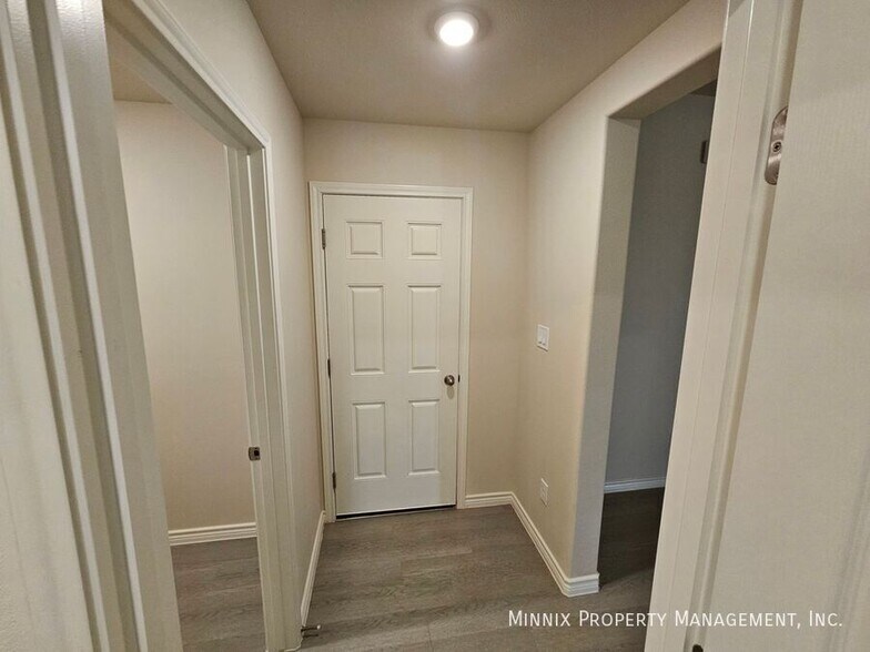 Building Photo - 1317 Bajada St