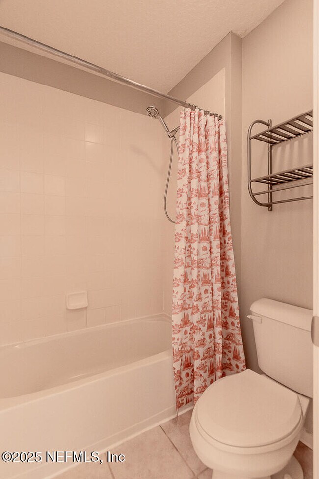 Building Photo - 6285 Wedmore Rd