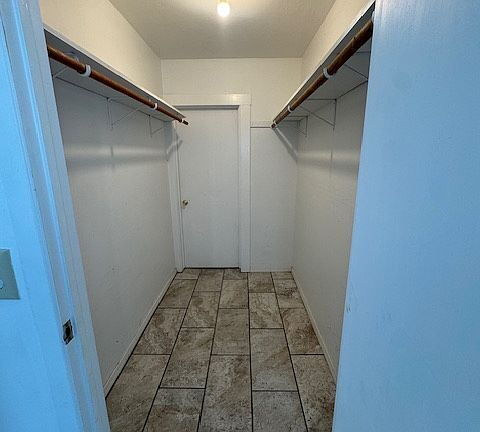 Building Photo - Looking for a place with extra space and easy living?