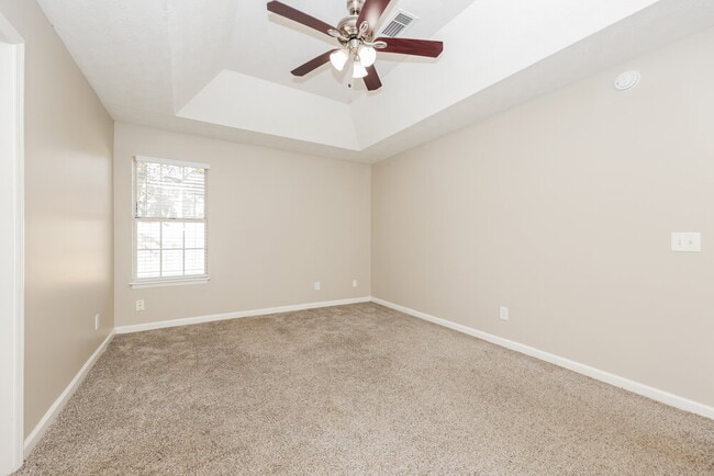 Building Photo - 4104 Pepperwood Dr