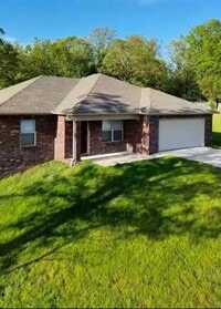 Building Photo - 404 Merganzer Dr