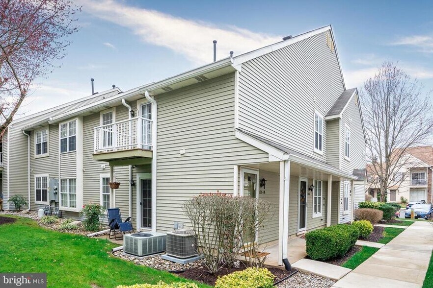 Building Photo - 1504 Ralston Dr