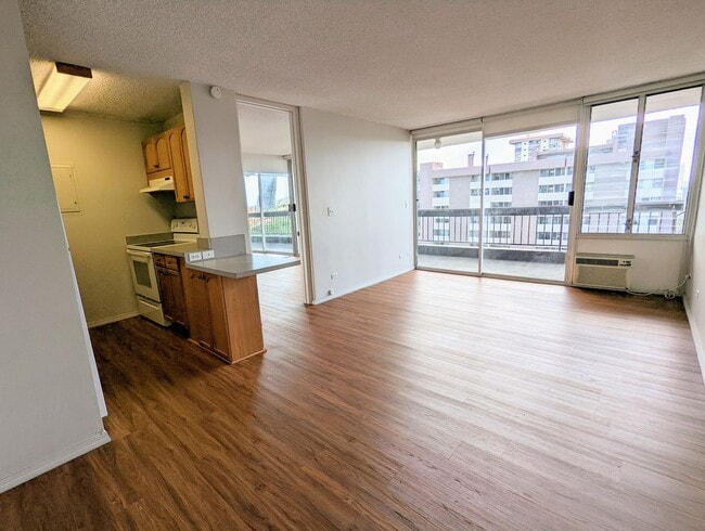 Primary Photo - Partly Furnished 1-Bedroom 1-Bath with 1 p...