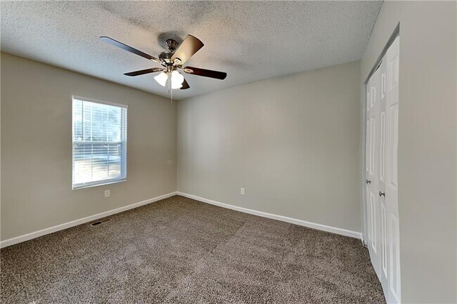 Building Photo - 295 Johnston's Dr