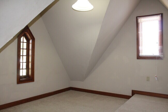 Building Photo - 2615 22nd St