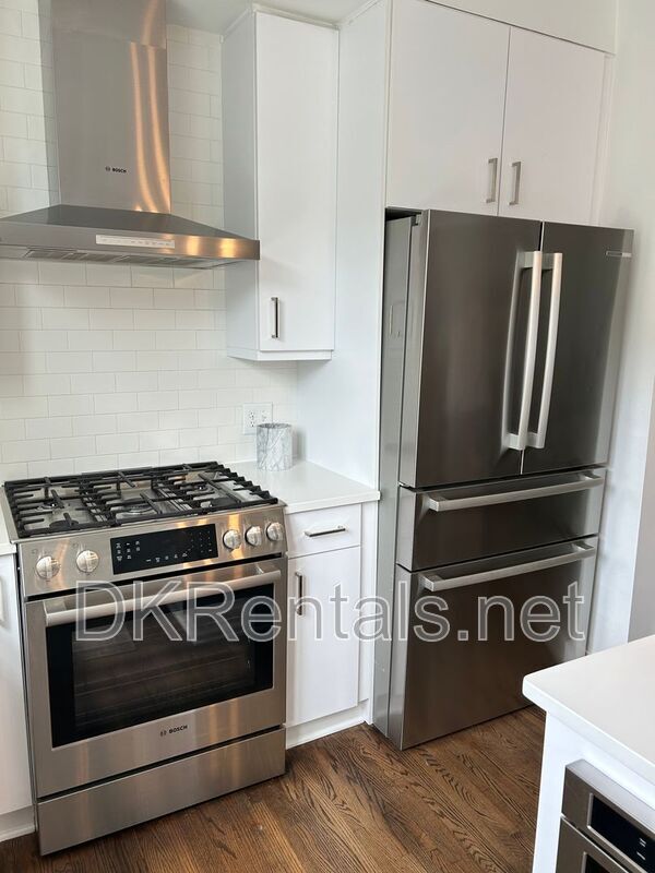 Building Photo - 128 Peachtree Memorial Dr NW