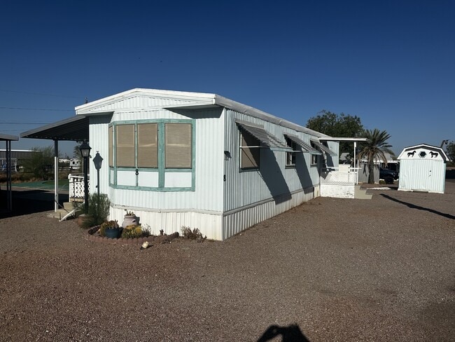 Building Photo - 349 N Royal Palm Rd