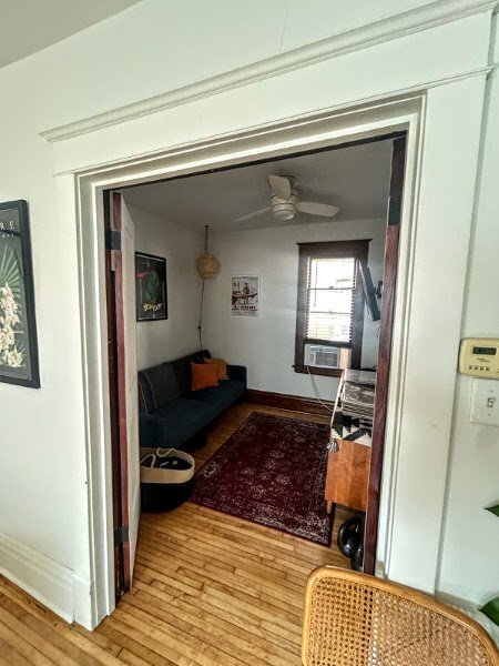 Building Photo - 1 Bedroom + Den (Lower) & 2 Bedroom (Upper)  - St. Paul Duplex - Both Units Avaialble