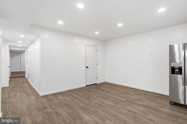 Building Photo - 2146 Woodford Rd