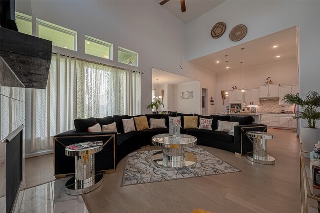 Building Photo - 9207 Secretariat Ln