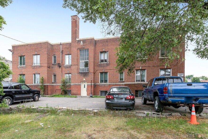 Building Photo - 3807 2nd Ave S
