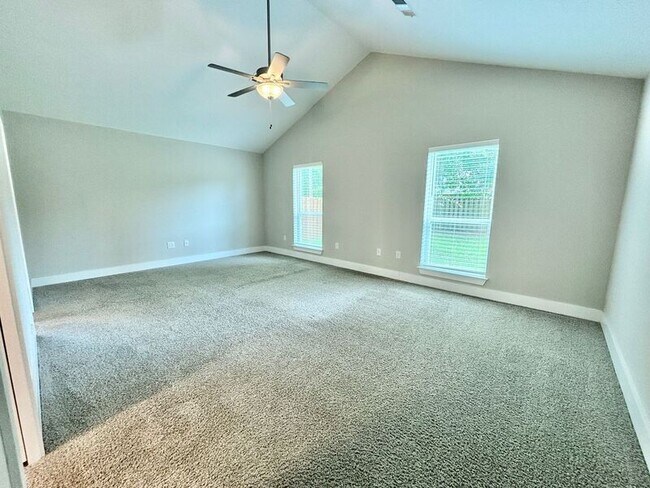 Building Photo - 5655 Dunridge Drive