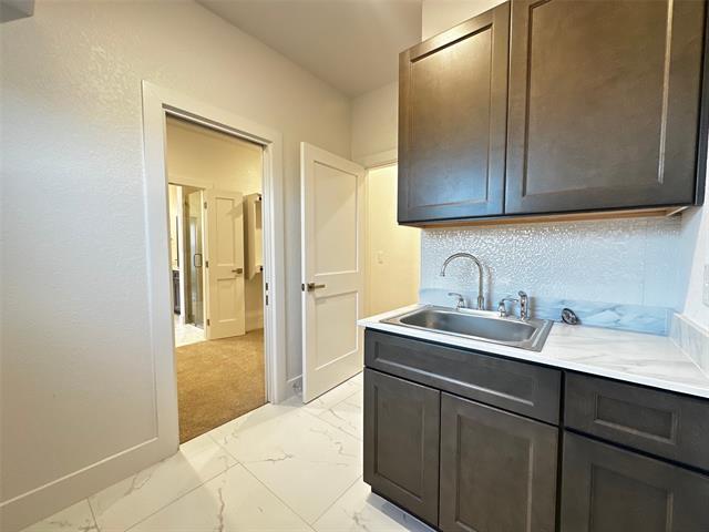 Building Photo - 1805 Sudbury Dr