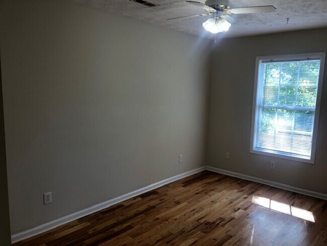 Building Photo - 3870 Spanner Way