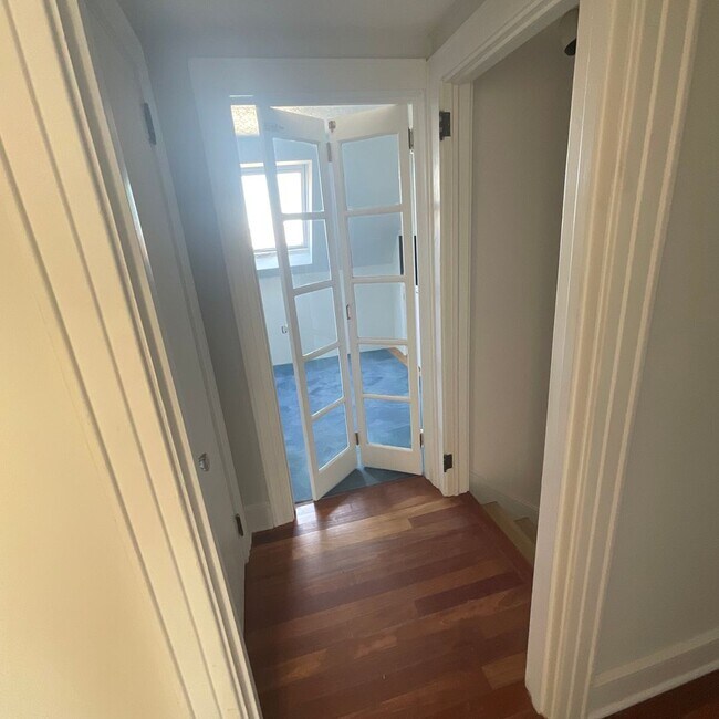 Building Photo - 0 Macdonough Place