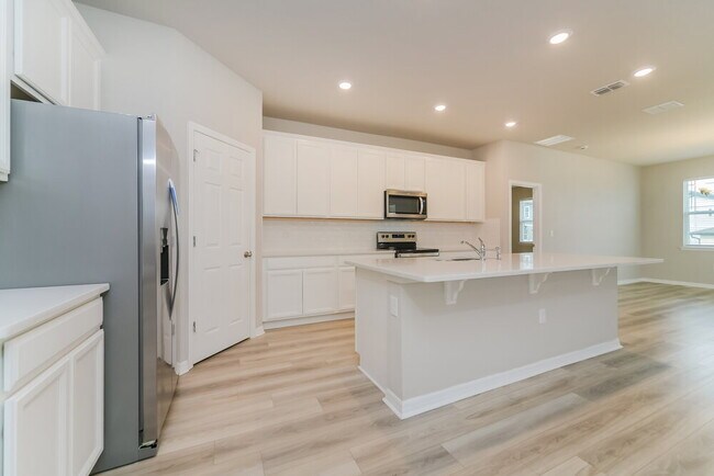 Building Photo - 2335 Raven Rdg Dr