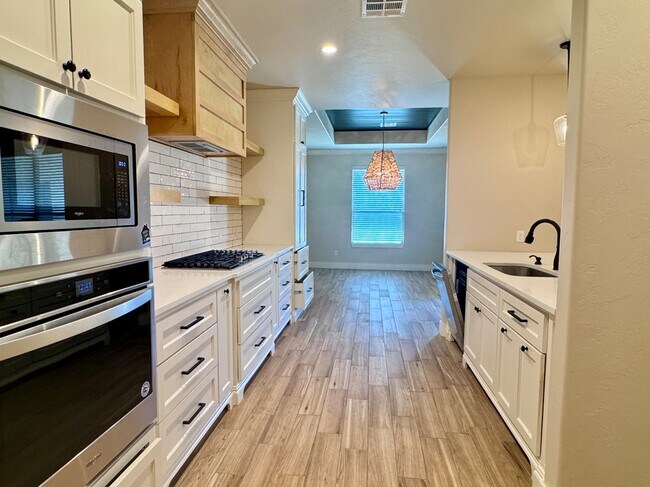 Building Photo - 1308 Lemon Ranch Rd