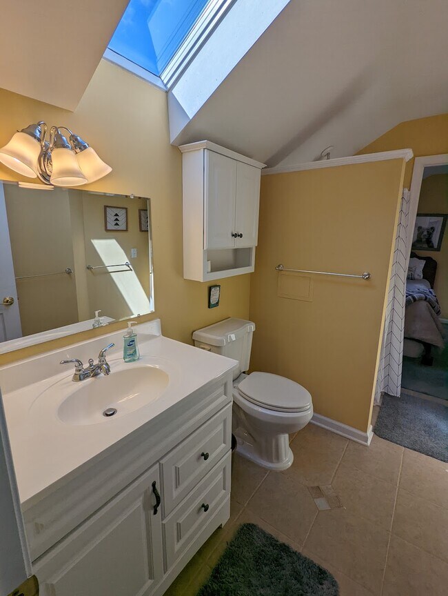 Building Photo - 251 Petrarch Trail