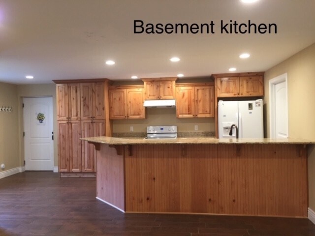 Building Photo - 11061 Lucas Ln