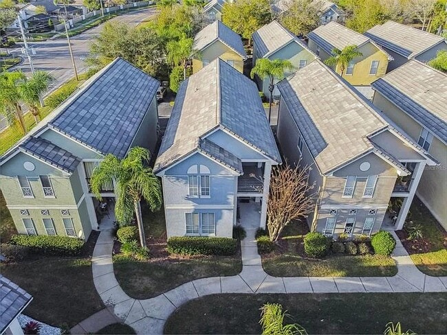 Building Photo - 4008 Palmetto Palm Ct