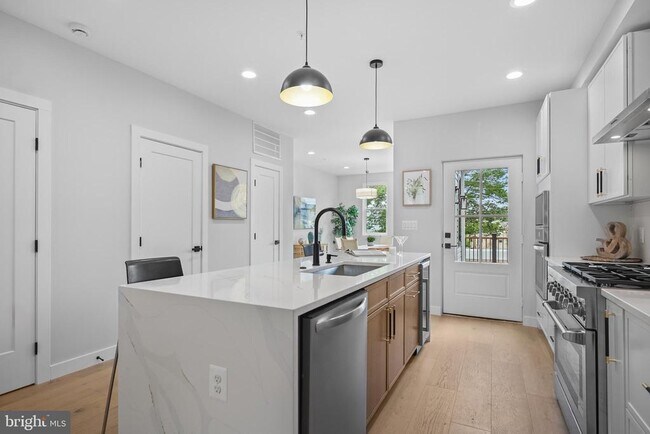 Building Photo - 4212 7th St NW