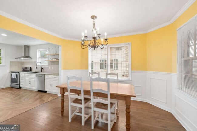 Building Photo - 1649 Beecher St SW